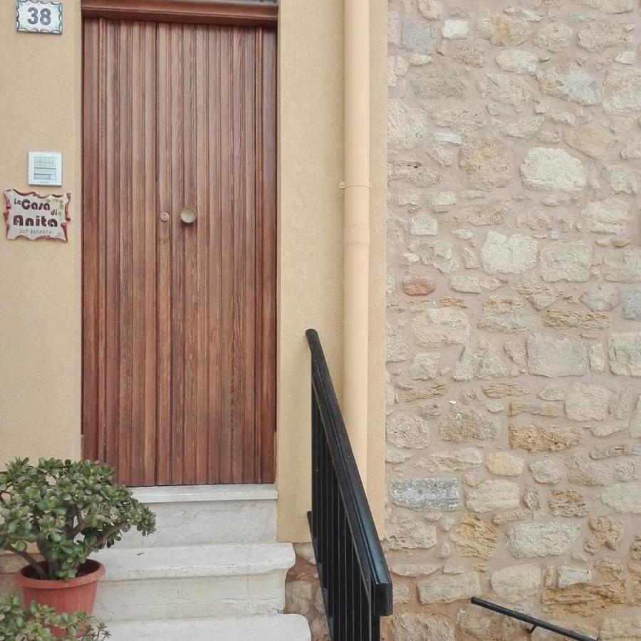 La Casa Di Anita Nel Cuore Di Segesta カラタフィーミ エクステリア 写真